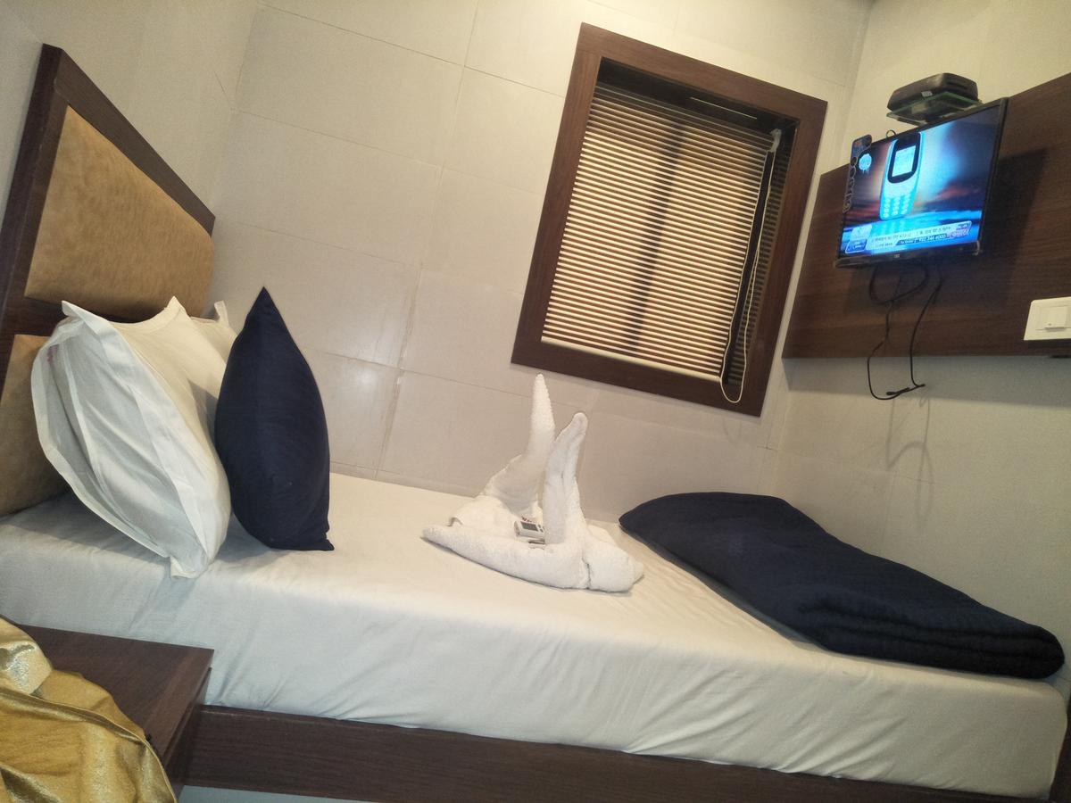 Hotel Avenue Residency Mumbai Dış mekan fotoğraf